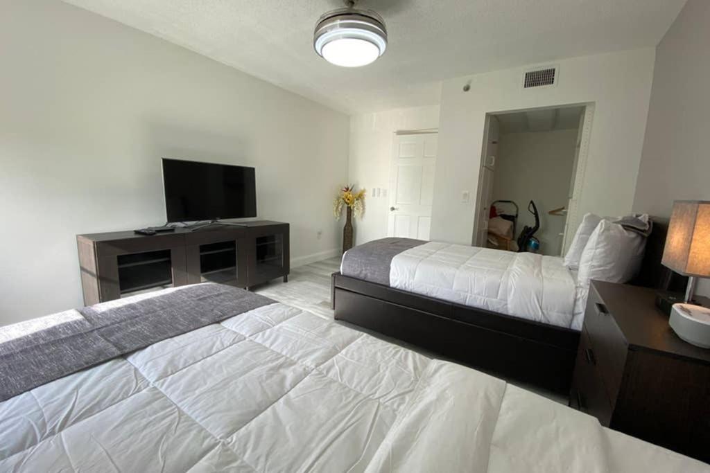 Yacht Club At Aventura 2 Bed 2 Bath Luxurius Cozy Brand New 2020 Apartment Luaran gambar